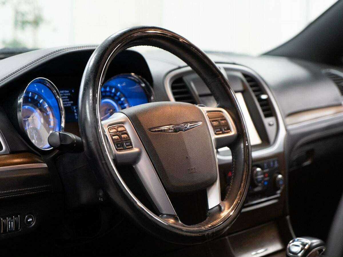Купить Chrysler 300C, 2012, 230 000 км, фото №5