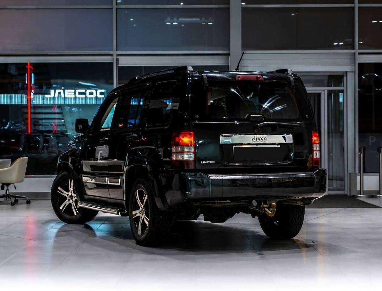 Купить Jeep Cherokee, 2010, 164 000 км, фото №4