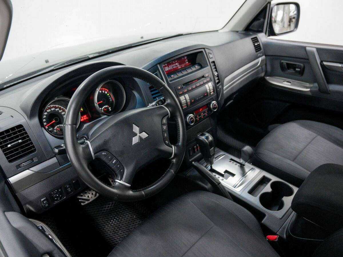 Купить Mitsubishi Pajero, 2011, 186 754 км, фото №17