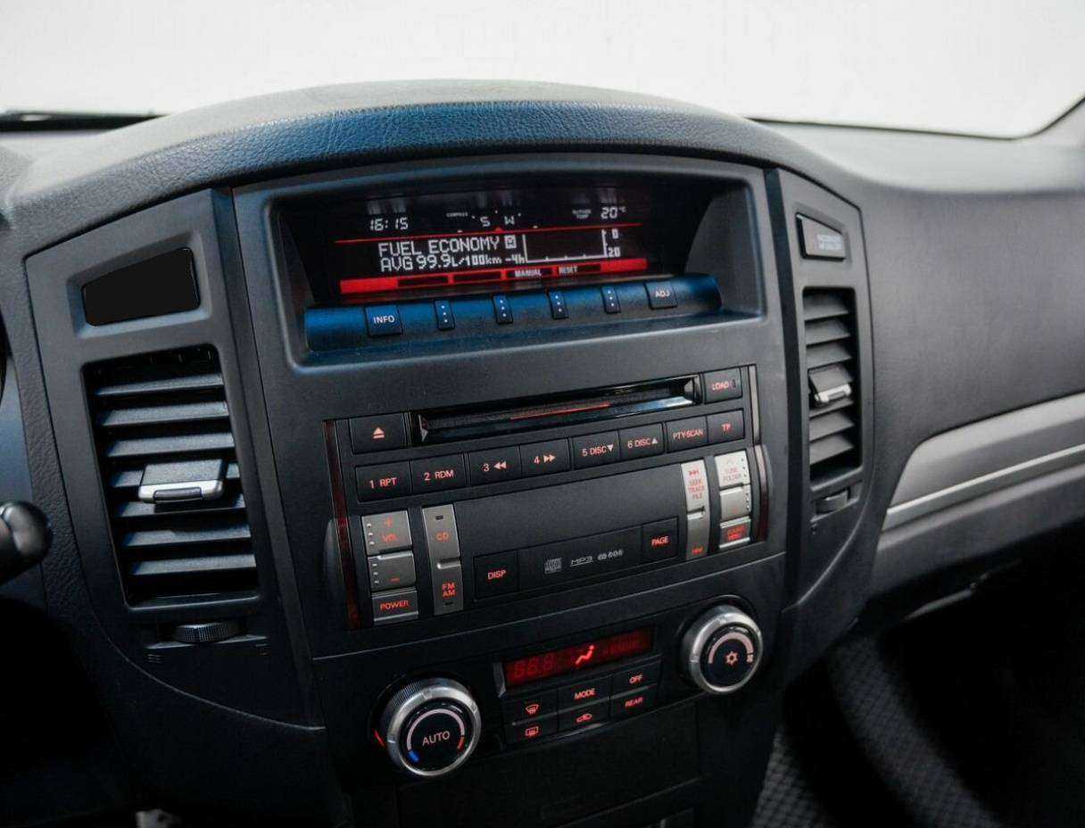 Купить Mitsubishi Pajero, 2011, 186 754 км, фото №24