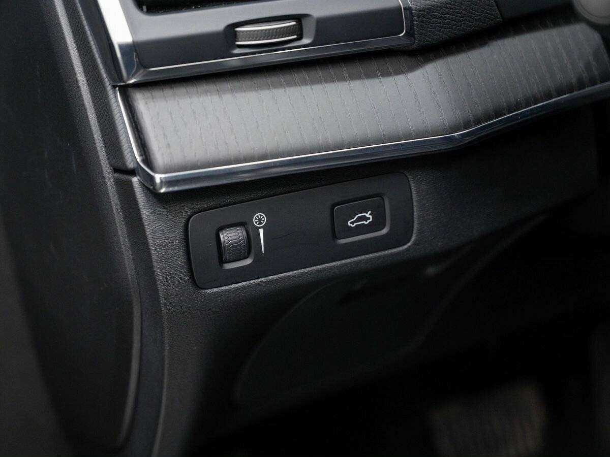 Купить Volvo XC90, 2020, 99 517 км, фото №17