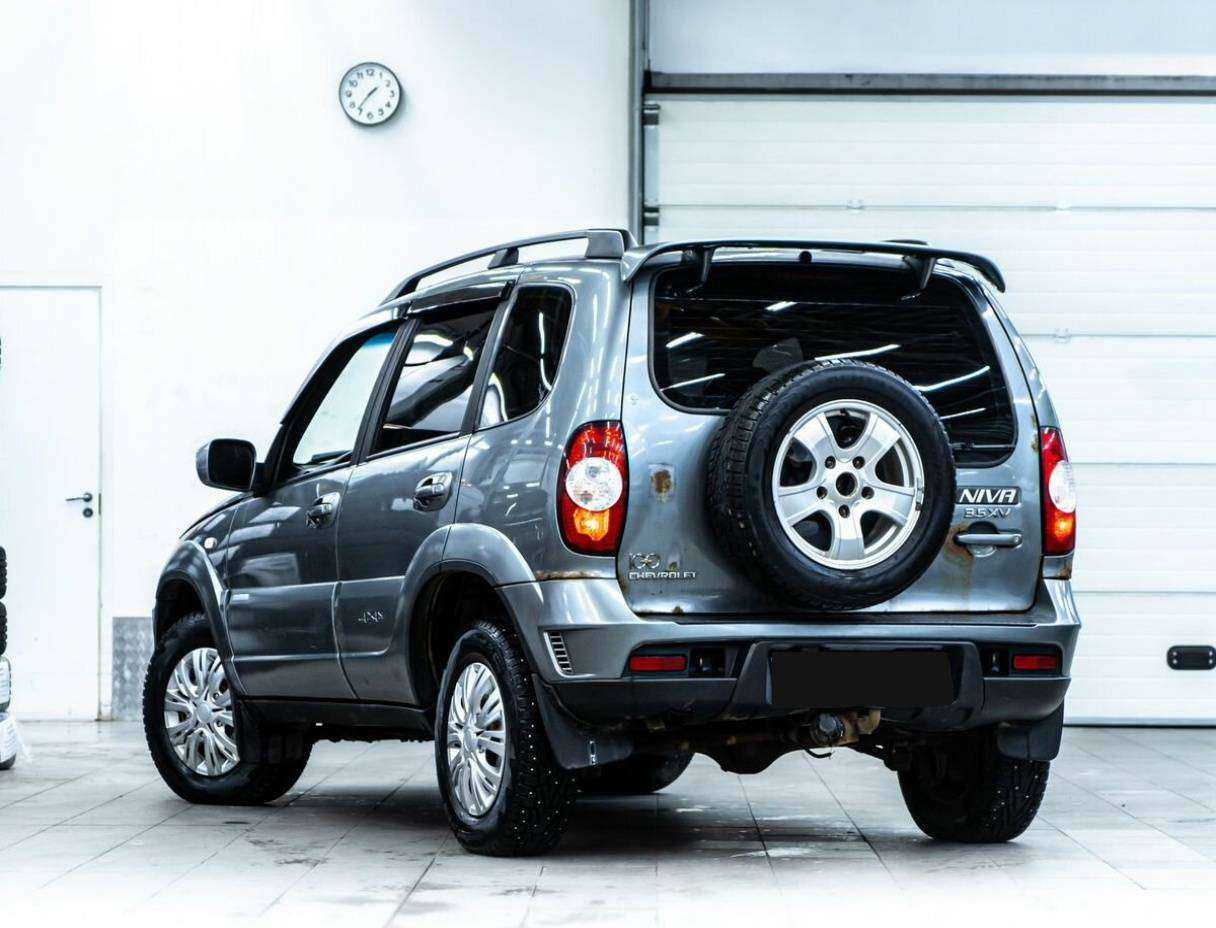 Купить Chevrolet Niva, 2011, 147 000 км, фото №4