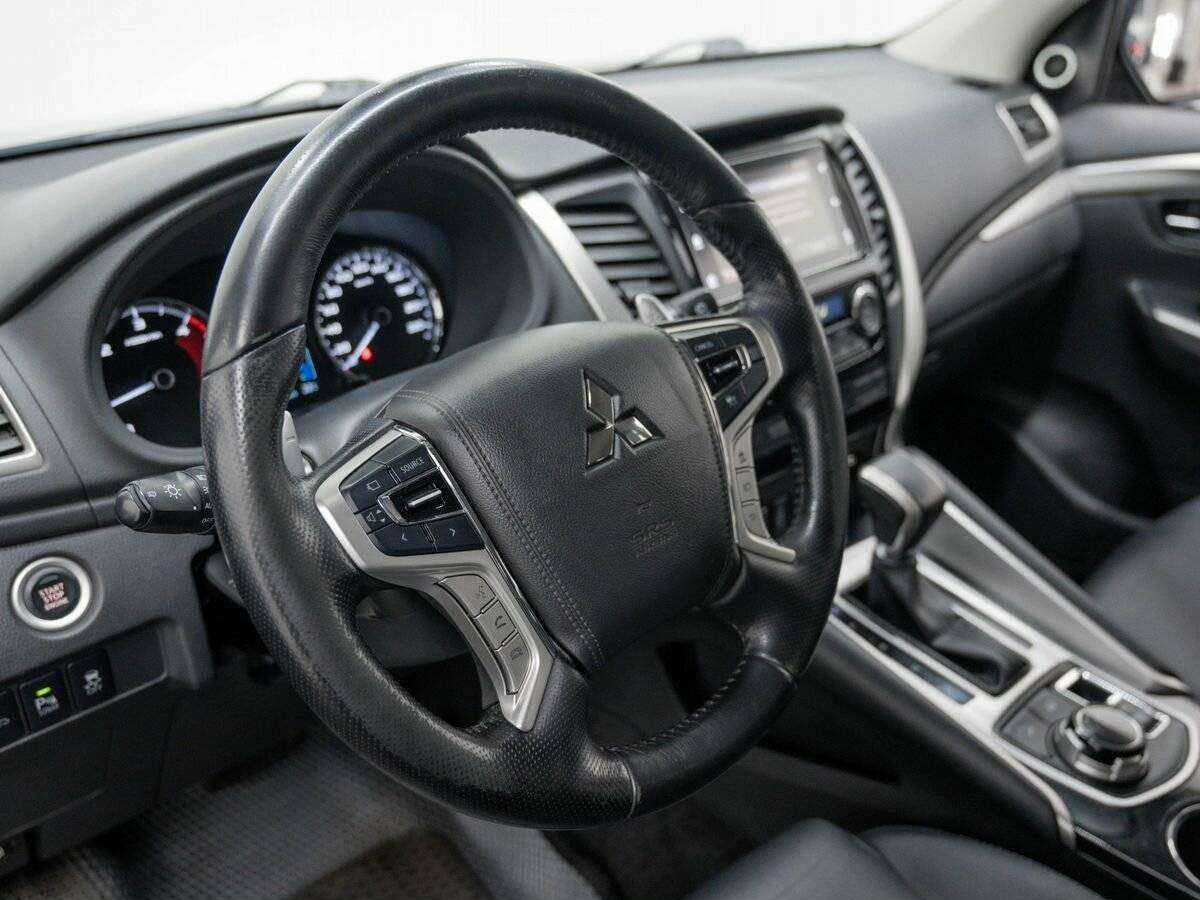 Купить Mitsubishi Pajero Sport, 2018, 128 000 км, фото №7
