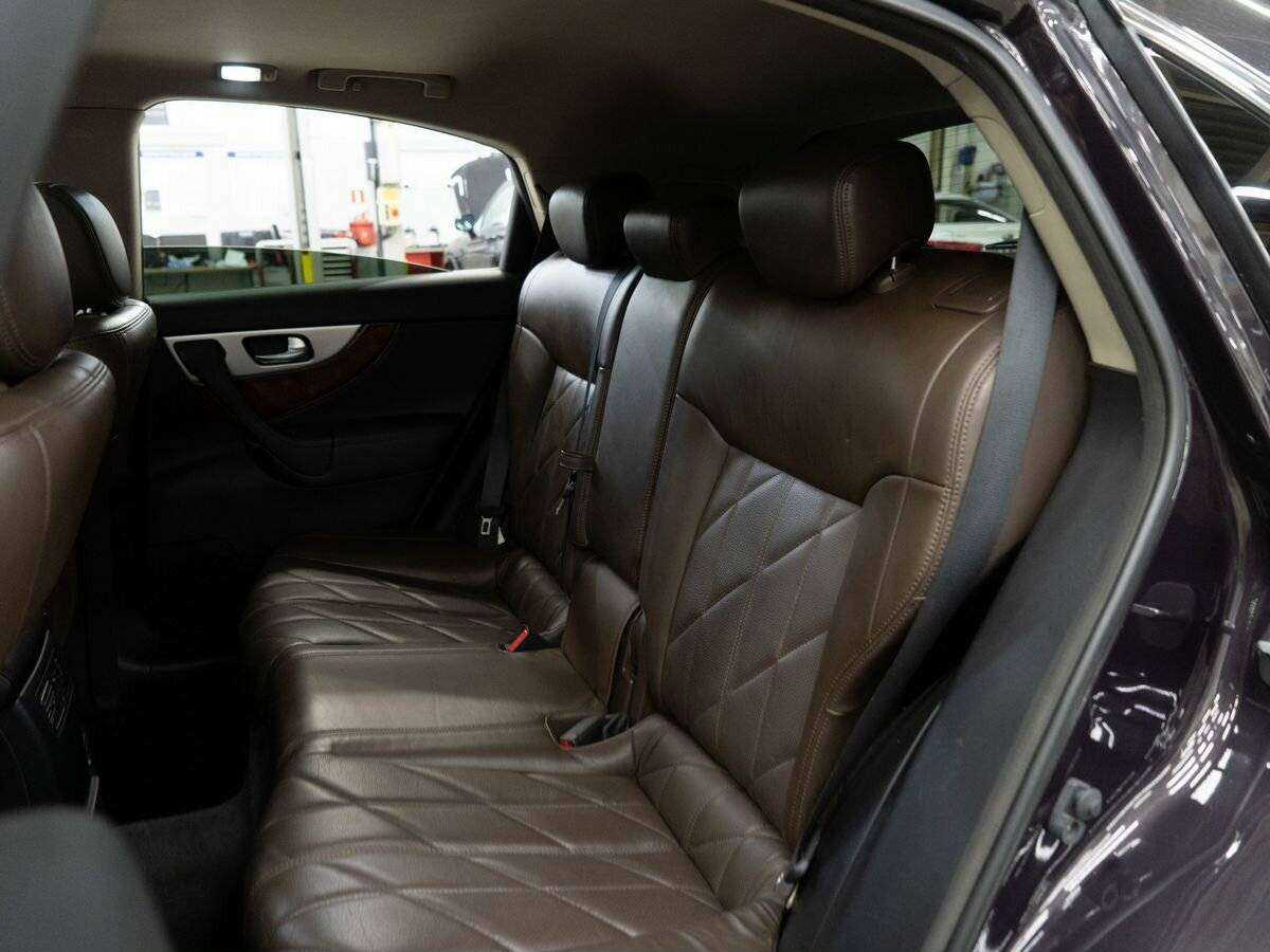 Купить Infiniti FX37, 2011, 216 000 км, фото №7