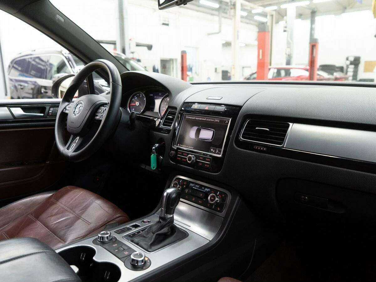 Купить Volkswagen Touareg, 2010, 250 000 км, фото №19