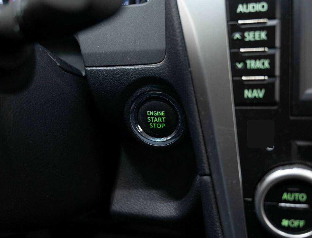 Купить Toyota Camry, 2014, 252 639 км, фото №23