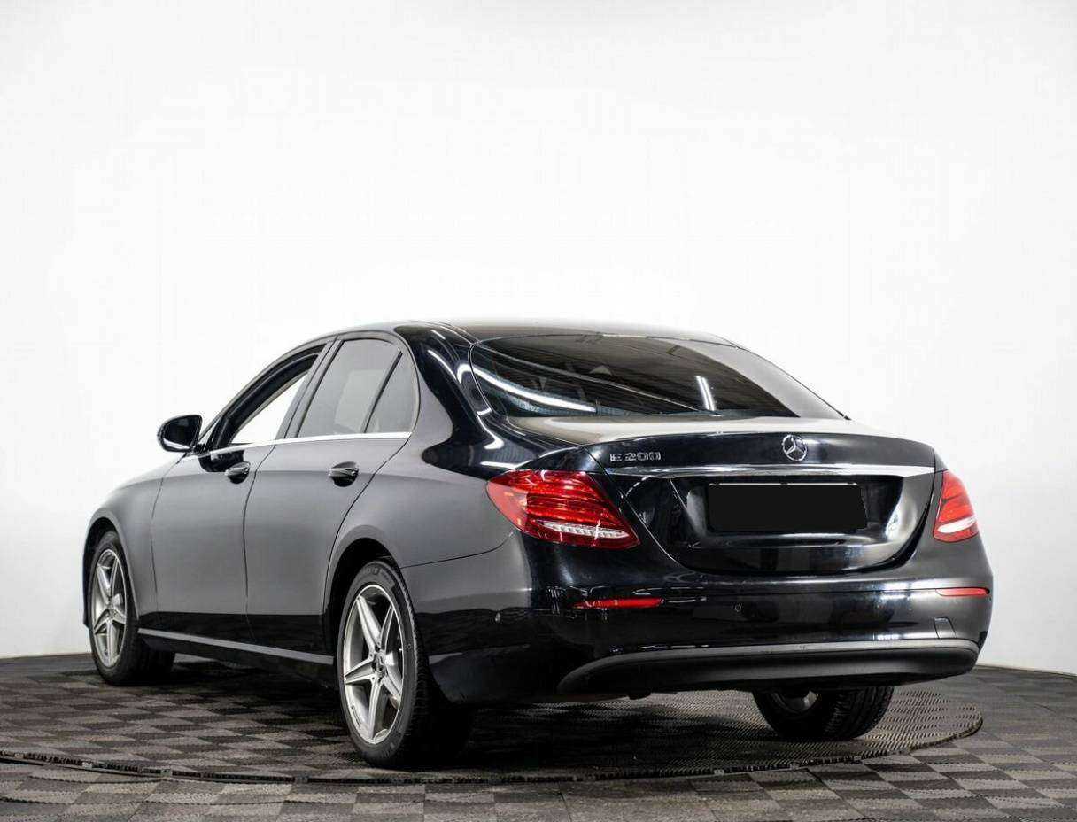 Купить Mercedes-Benz E-Класс 200, 2017, 108 000 км, фото №4