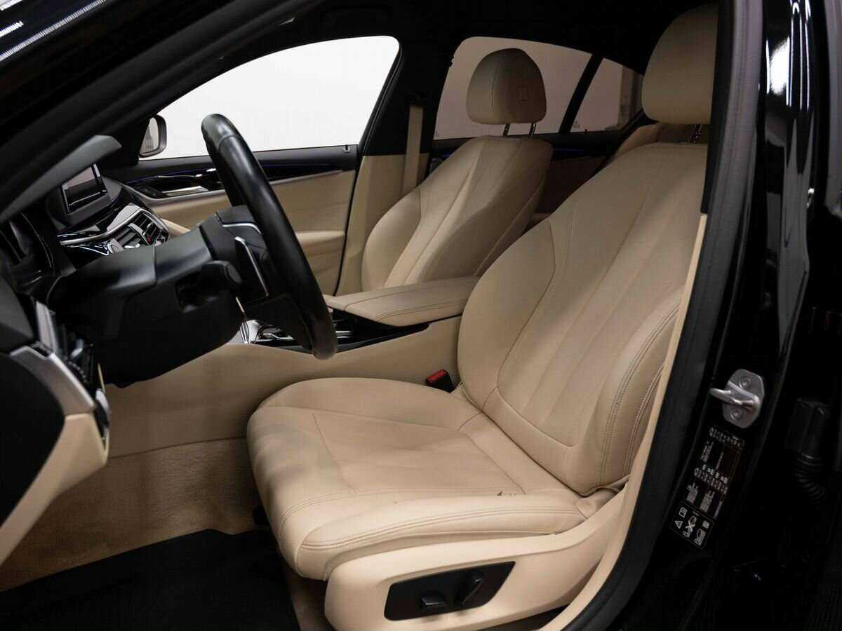 Купить BMW 5 серии 520d xDrive, 2018, 91 459 км, фото №8