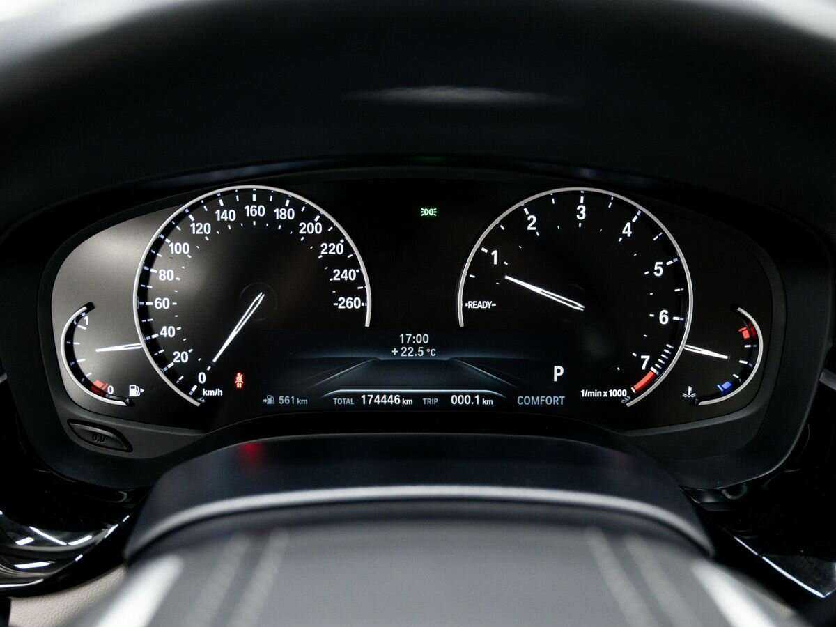 Купить BMW 5 серии 520i, 2018, 174 500 км, фото №24