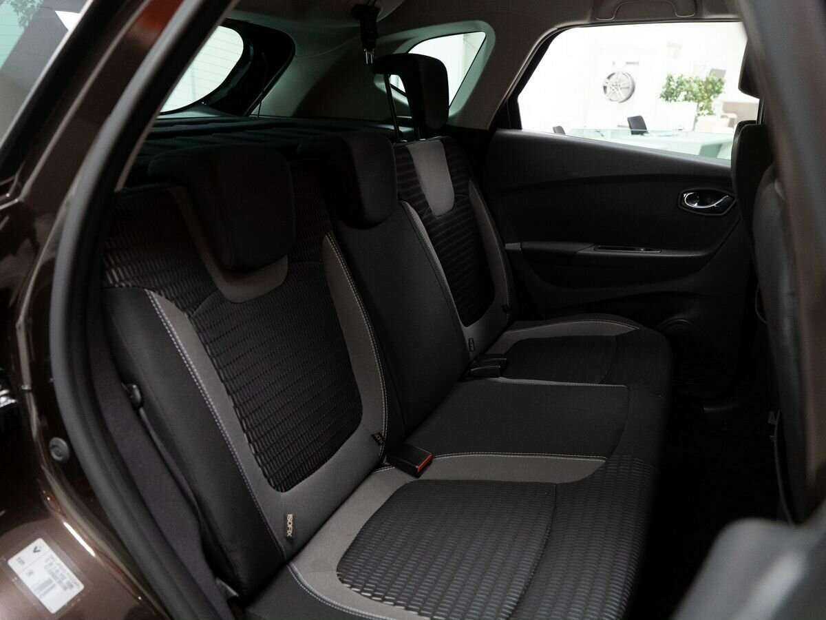 Купить Renault Kaptur, 2017, 73 700 км, фото №9