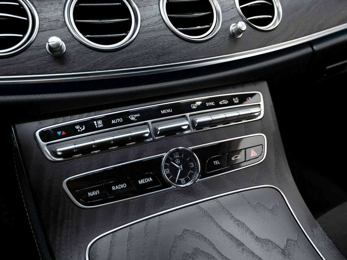 Купить Mercedes-Benz E-Класс 220 d, 2018, 119 000 км, фото №18