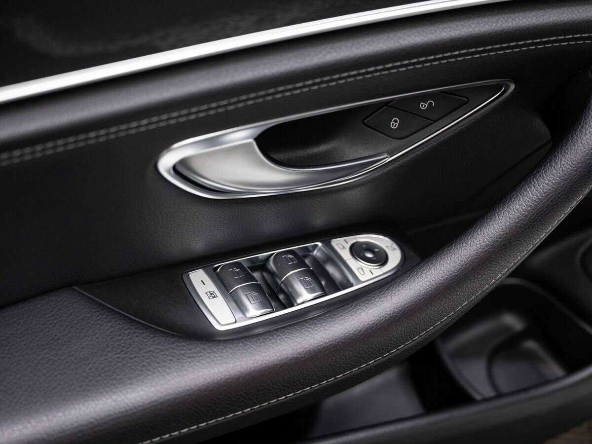 Купить Mercedes-Benz E-Класс 220 d, 2018, 119 000 км, фото №23