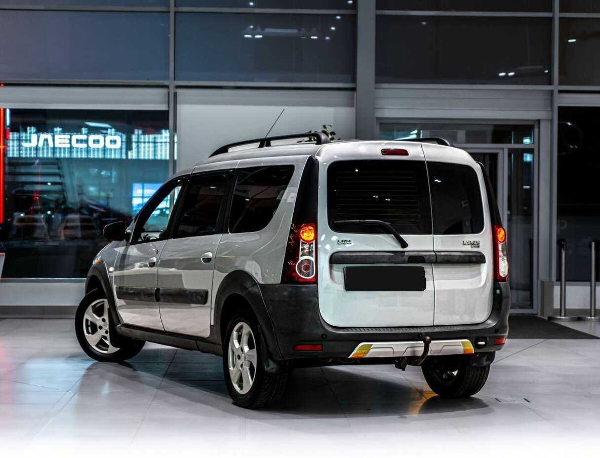 Купить Lada (ВАЗ) Largus, 2018, 107 000 км, фото №4