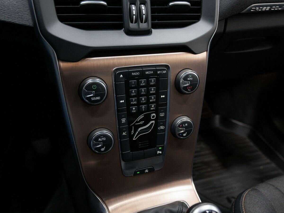 Купить Volvo V40 Cross Country, 2014, 119 339 км, фото №22