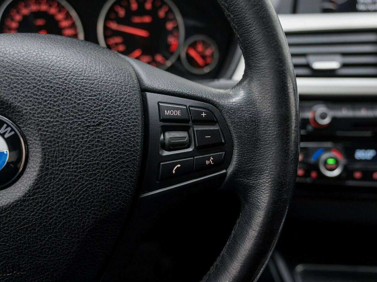 Купить BMW 3 серии 318i, 2016, 188 888 км, фото №23