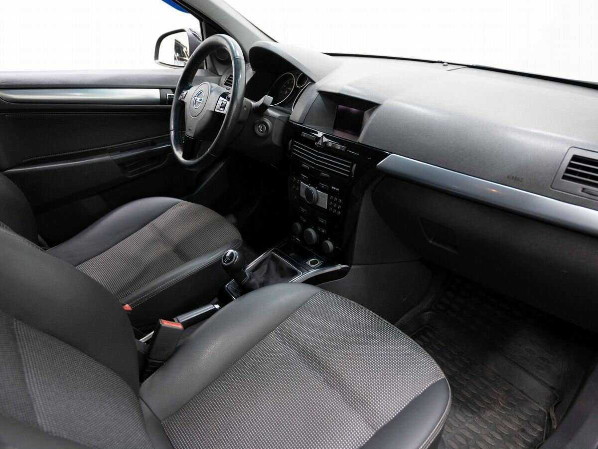 Купить Opel Astra, 2010, 180 000 км, фото №7