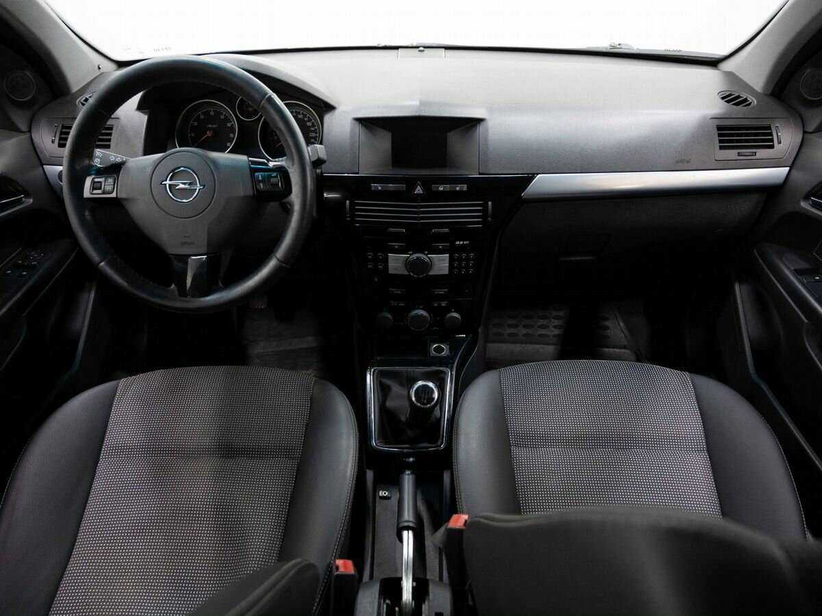 Купить Opel Astra, 2010, 180 000 км, фото №11