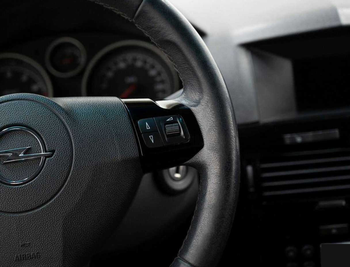 Купить Opel Astra, 2010, 180 000 км, фото №14