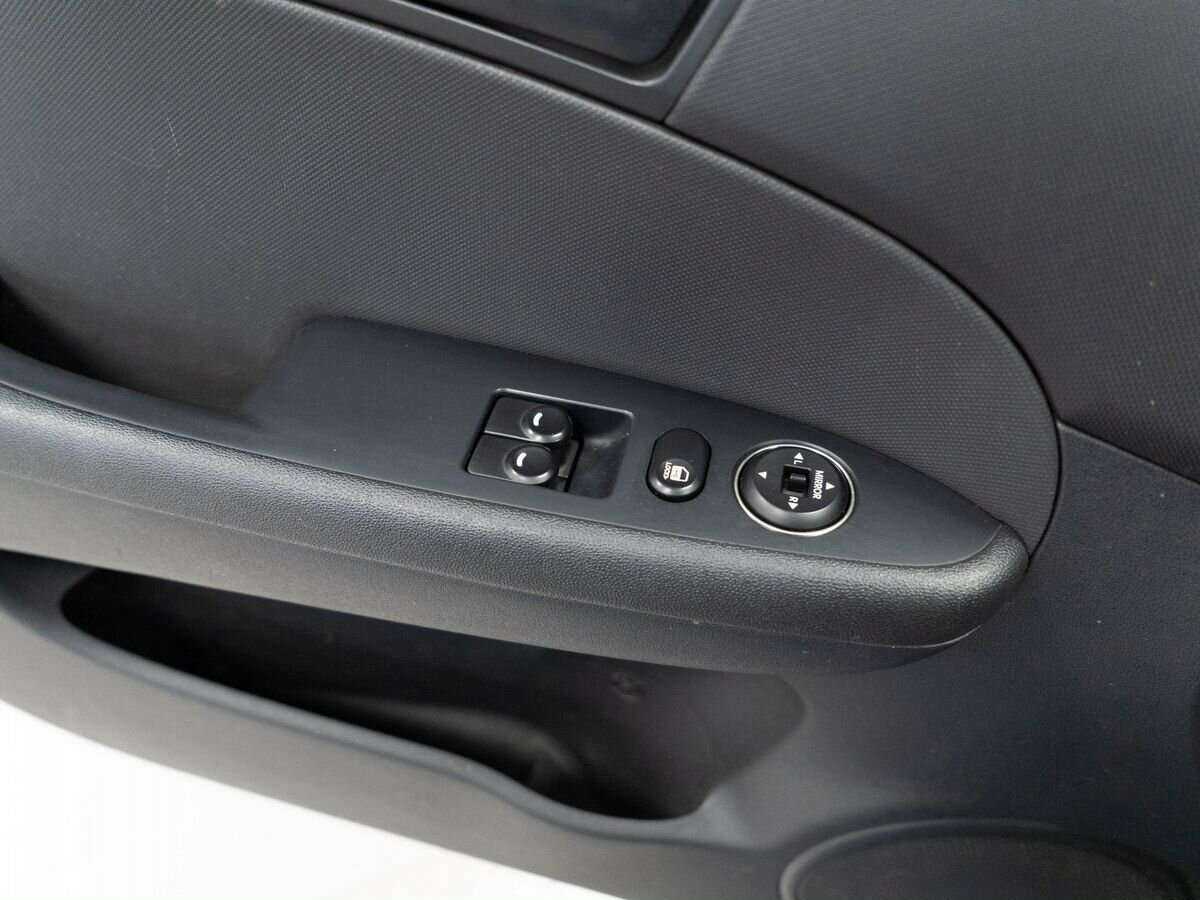 Купить Hyundai i30, 2010, 137 000 км, фото №13