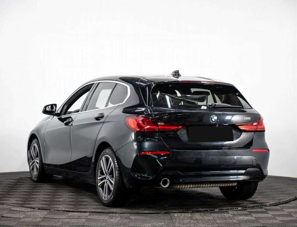 Купить BMW 1 серии 118i, 2019, 158 610 км, фото №4