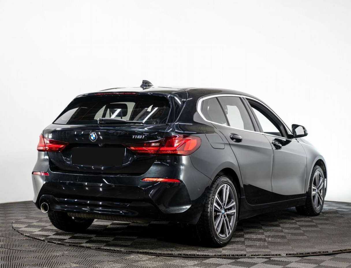Купить BMW 1 серии 118i, 2019, 158 610 км, фото №6