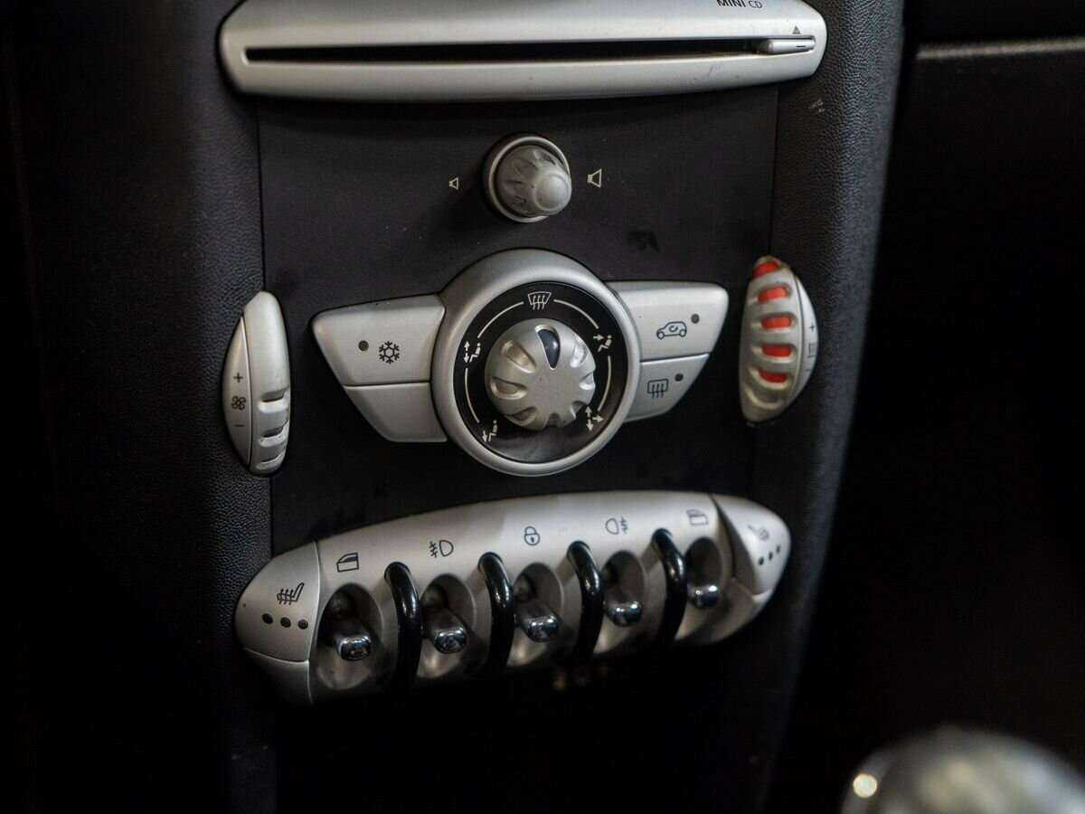 Купить Mini Hatch One, 2008, 224 000 км, фото №12