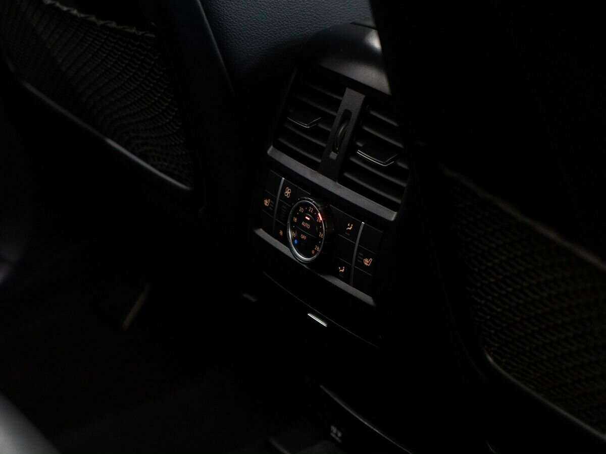 Купить Mercedes-Benz GLS 350 d, 2016, 91 091 км, фото №10