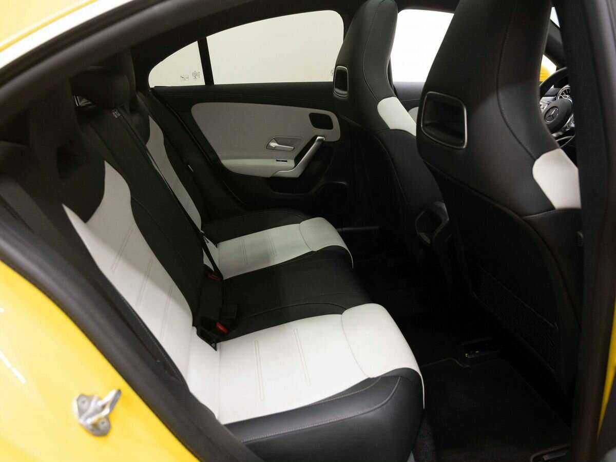 Купить Mercedes-Benz CLA 200, 2020, 67 000 км, фото №8