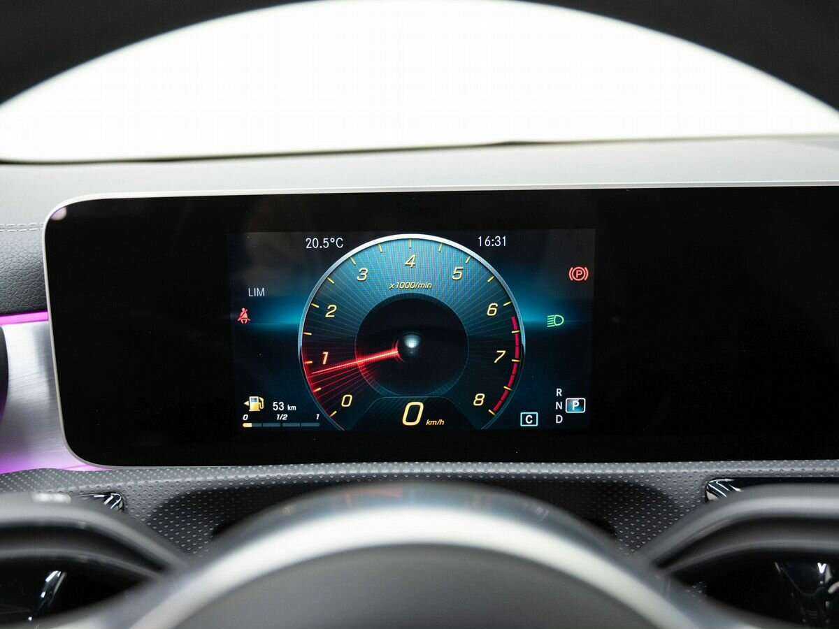 Купить Mercedes-Benz CLA 200, 2020, 67 000 км, фото №15