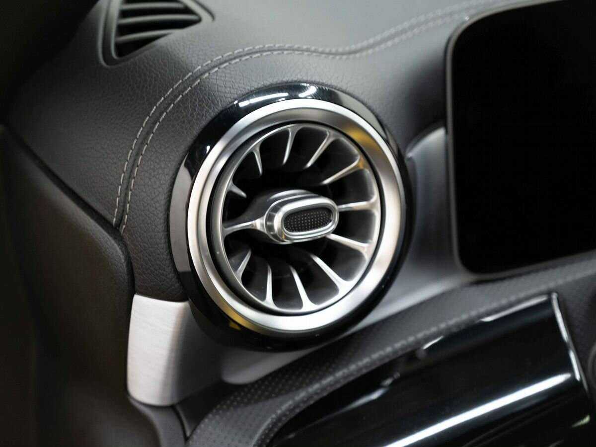 Купить Mercedes-Benz CLA 200, 2020, 67 000 км, фото №20