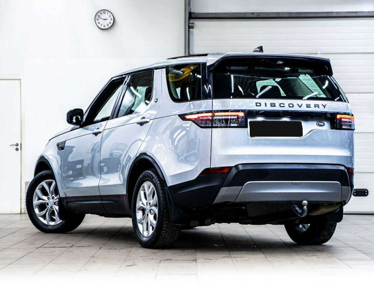 Купить Land Rover Discovery, 2018, 69 804 км, фото №4