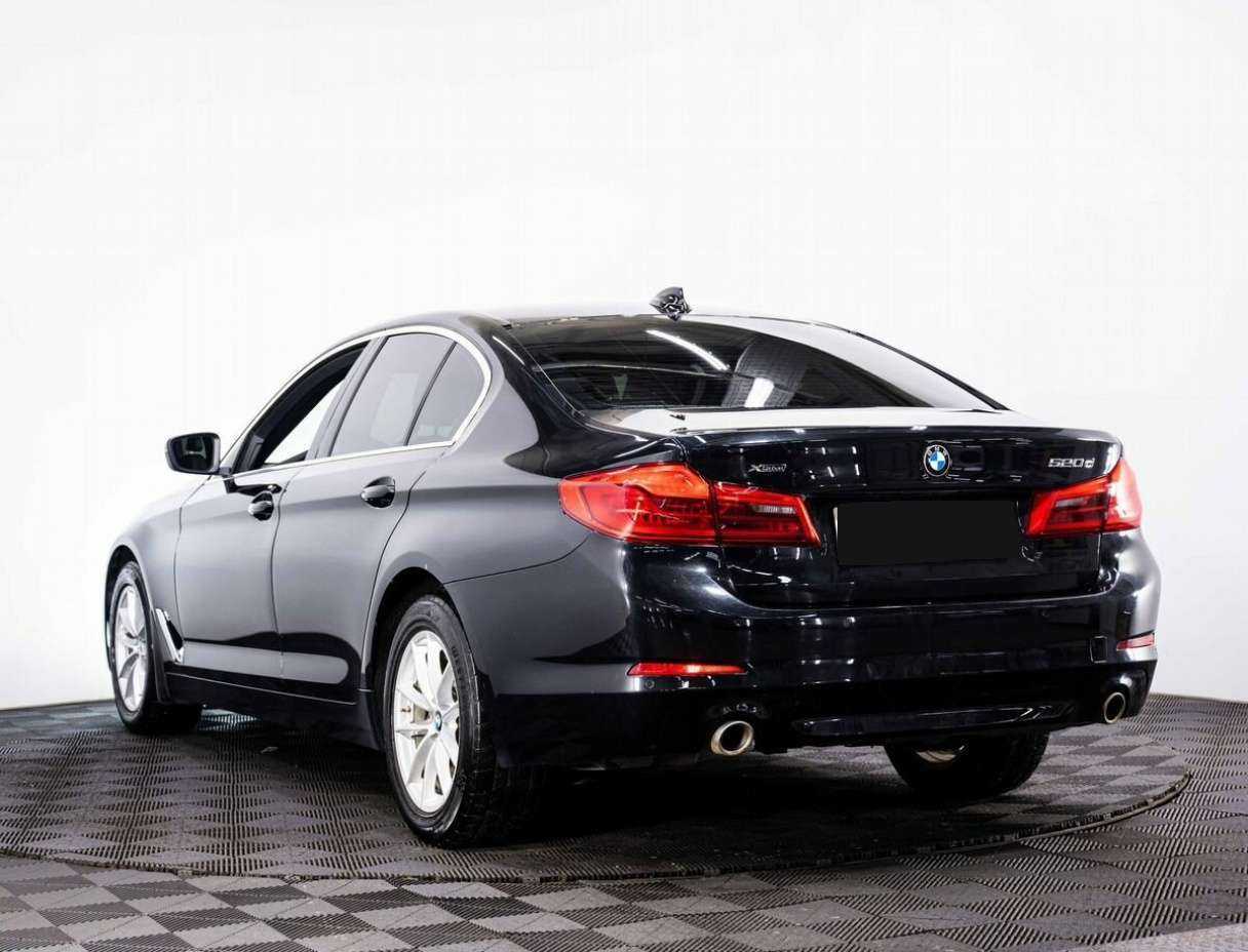 Купить BMW 5 серии 520d xDrive, 2019, 231 000 км, фото №4