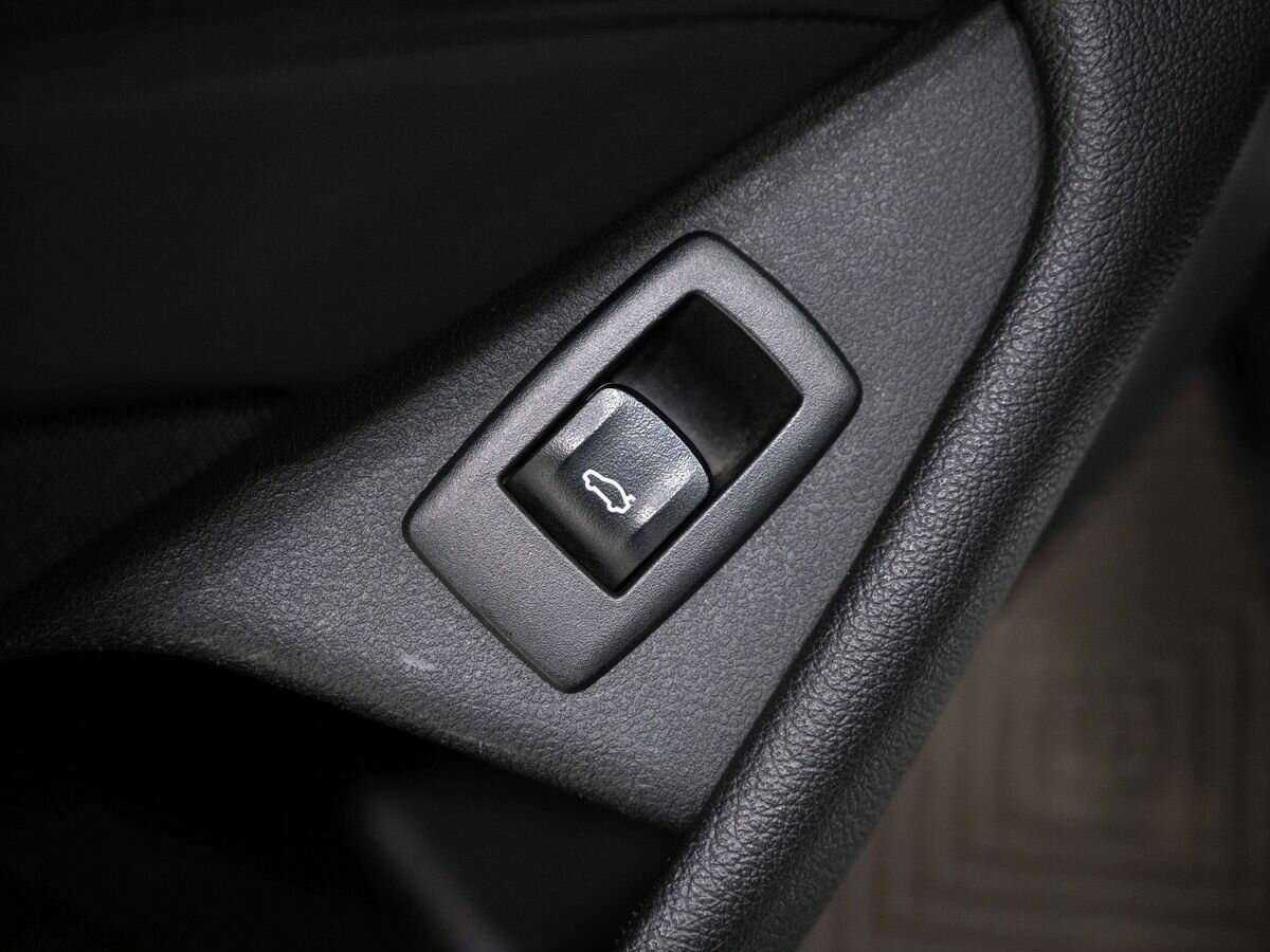 Купить BMW 5 серии 520d xDrive, 2019, 231 000 км, фото №18