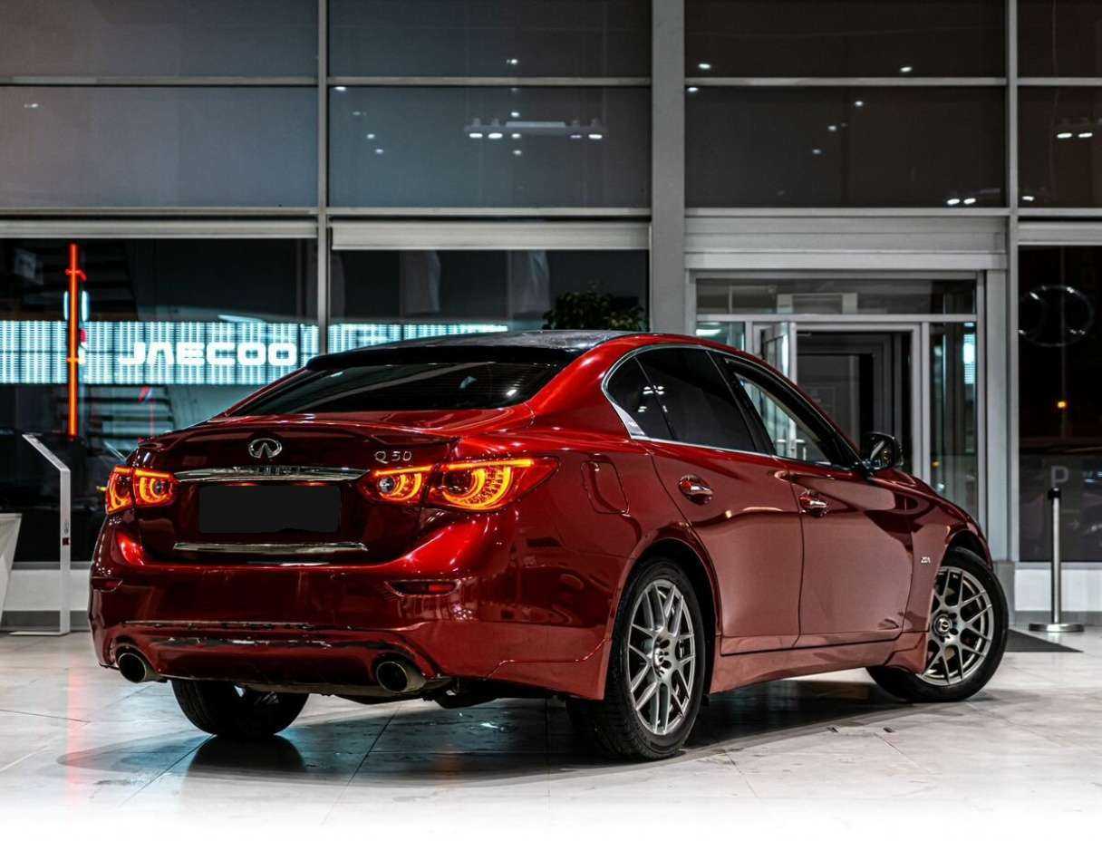 Infiniti Q50