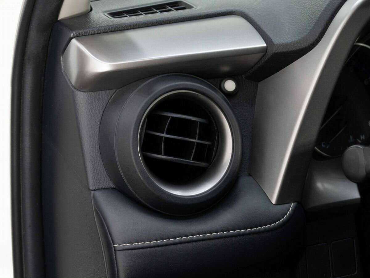 Купить Toyota RAV4, 2018, 46 500 км, фото №25