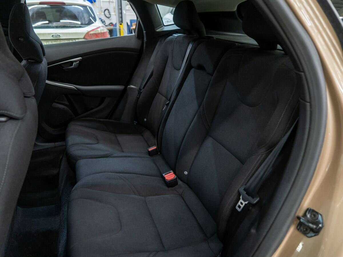 Купить Volvo V40 Cross Country, 2013, 140 000 км, фото №7