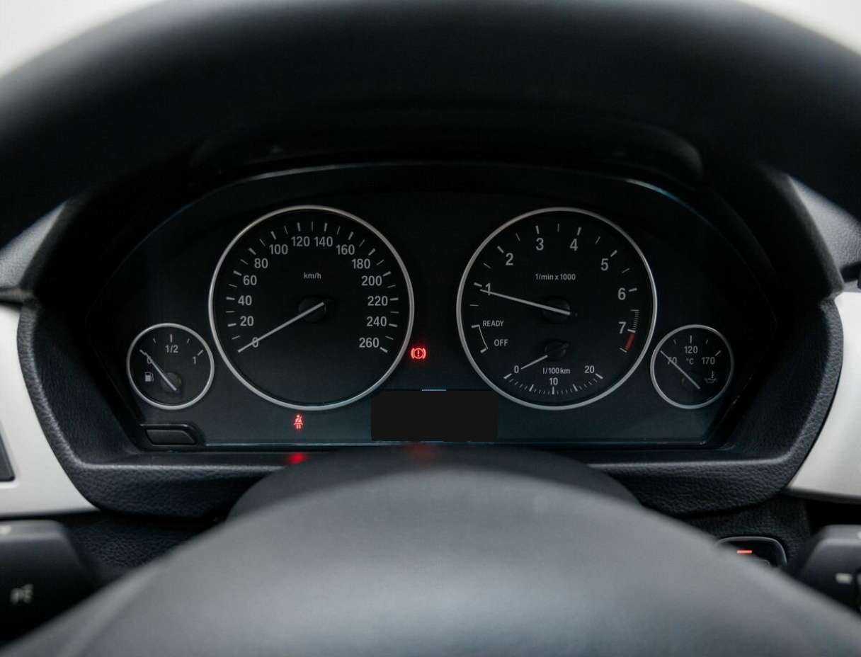 Купить BMW 3 серии 318i, 2016, 168 000 км, фото №23