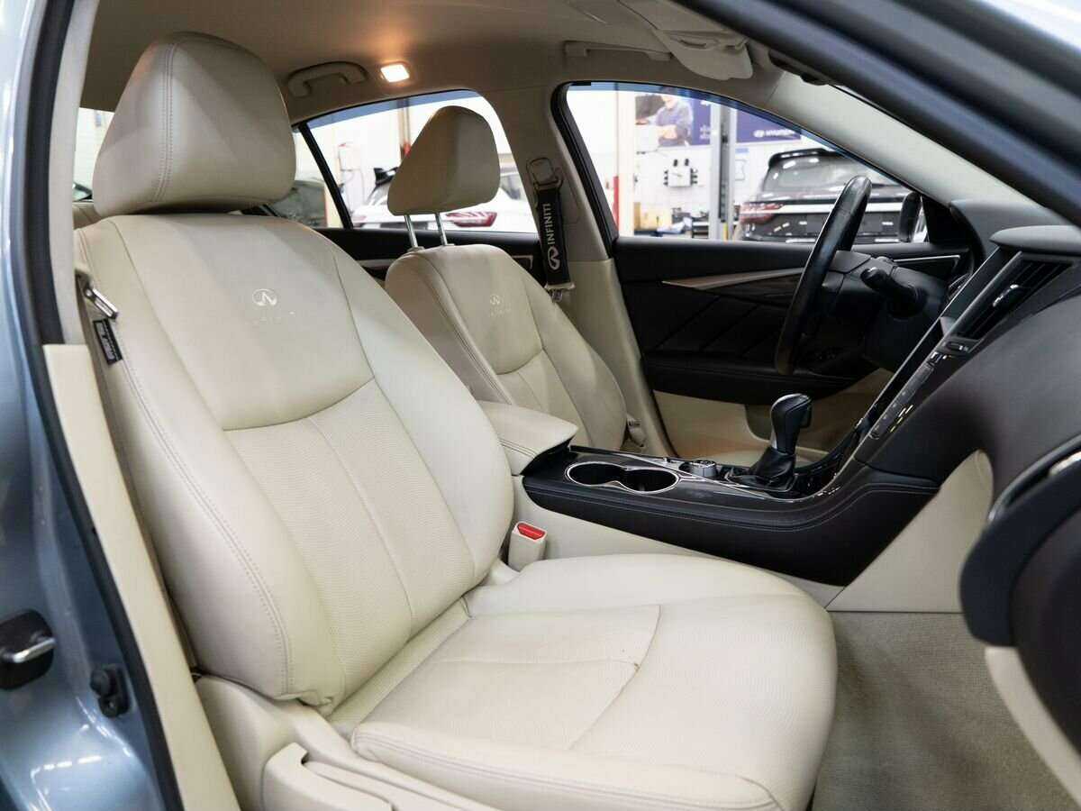 Купить Infiniti Q50, 2014, 94 000 км, фото №9