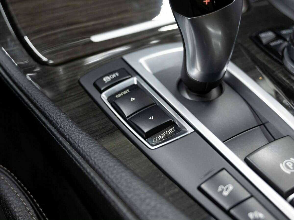 Купить BMW 5 серии 530d xDrive, 2016, 156 000 км, фото №25