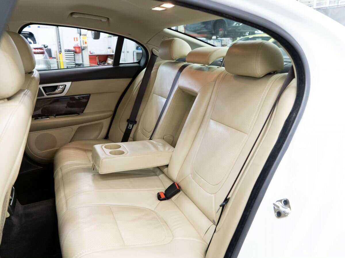 Купить Jaguar XF, 2011, 120 091 км, фото №7