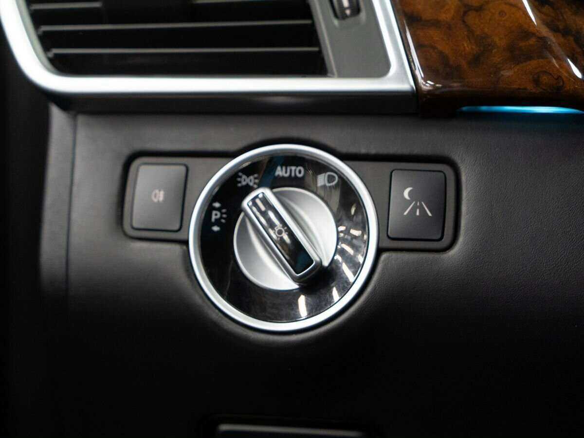 Купить Mercedes-Benz GL-Класс 500, 2013, 187 528 км, фото №21