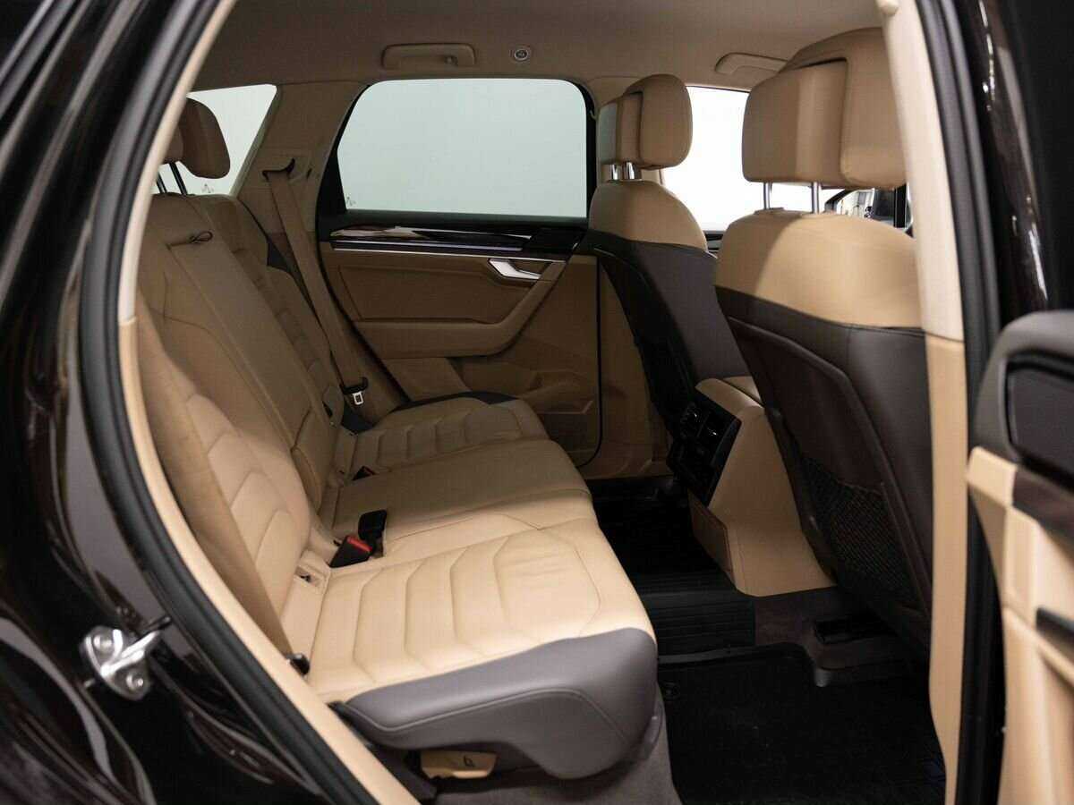 Купить Volkswagen Touareg, 2018, 235 000 км, фото №10
