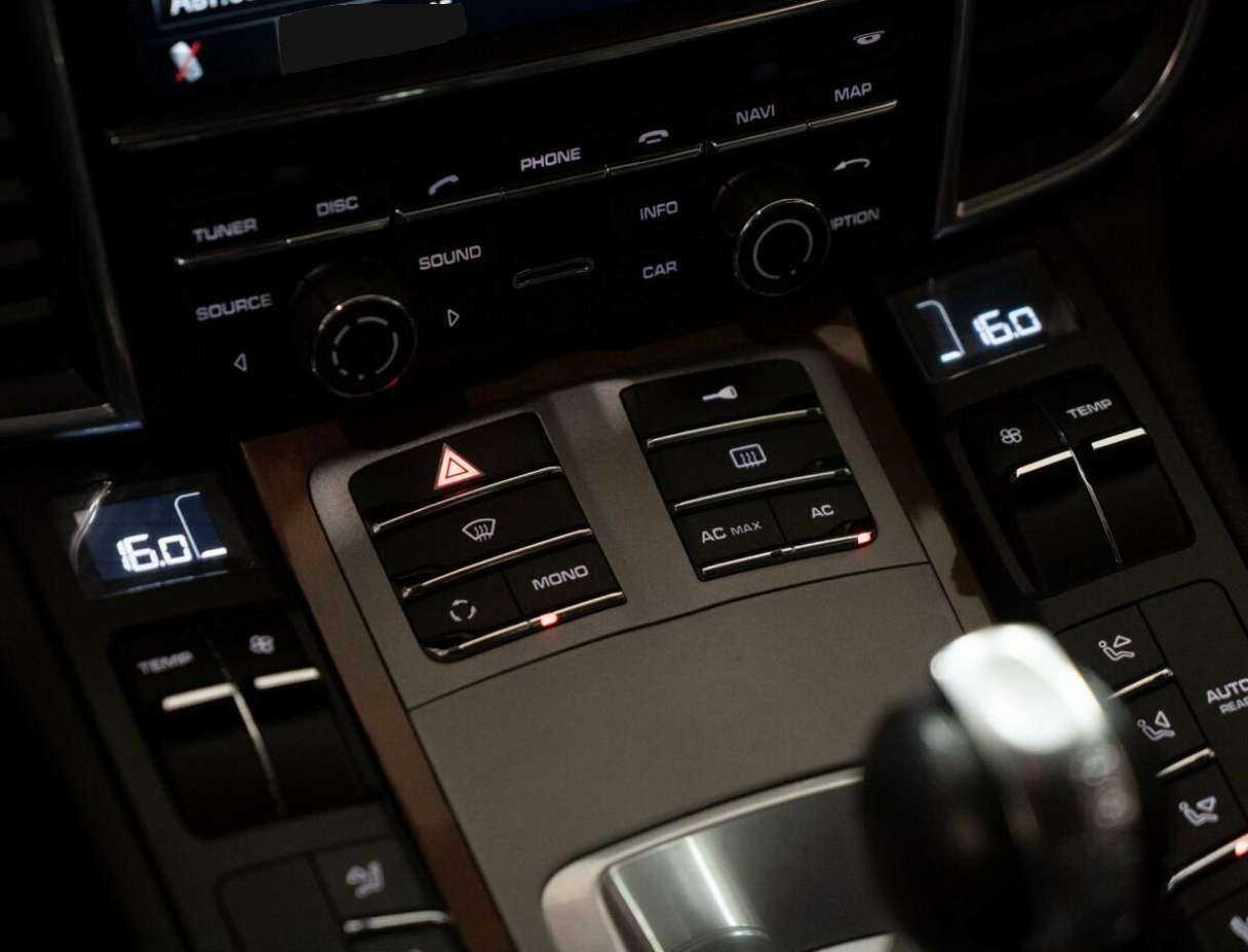 Купить Porsche Panamera 4, 2011, 180 000 км, фото №15