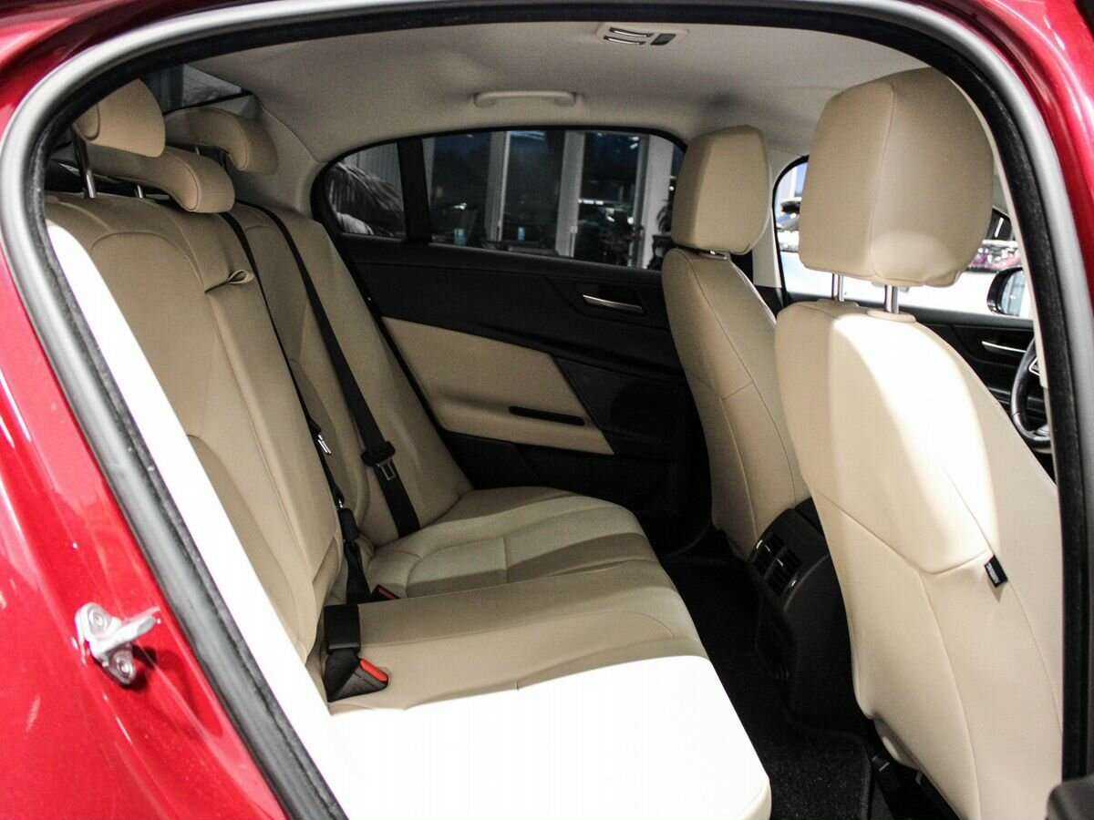 Купить Jaguar XE, 2016, 140 650 км, фото №21