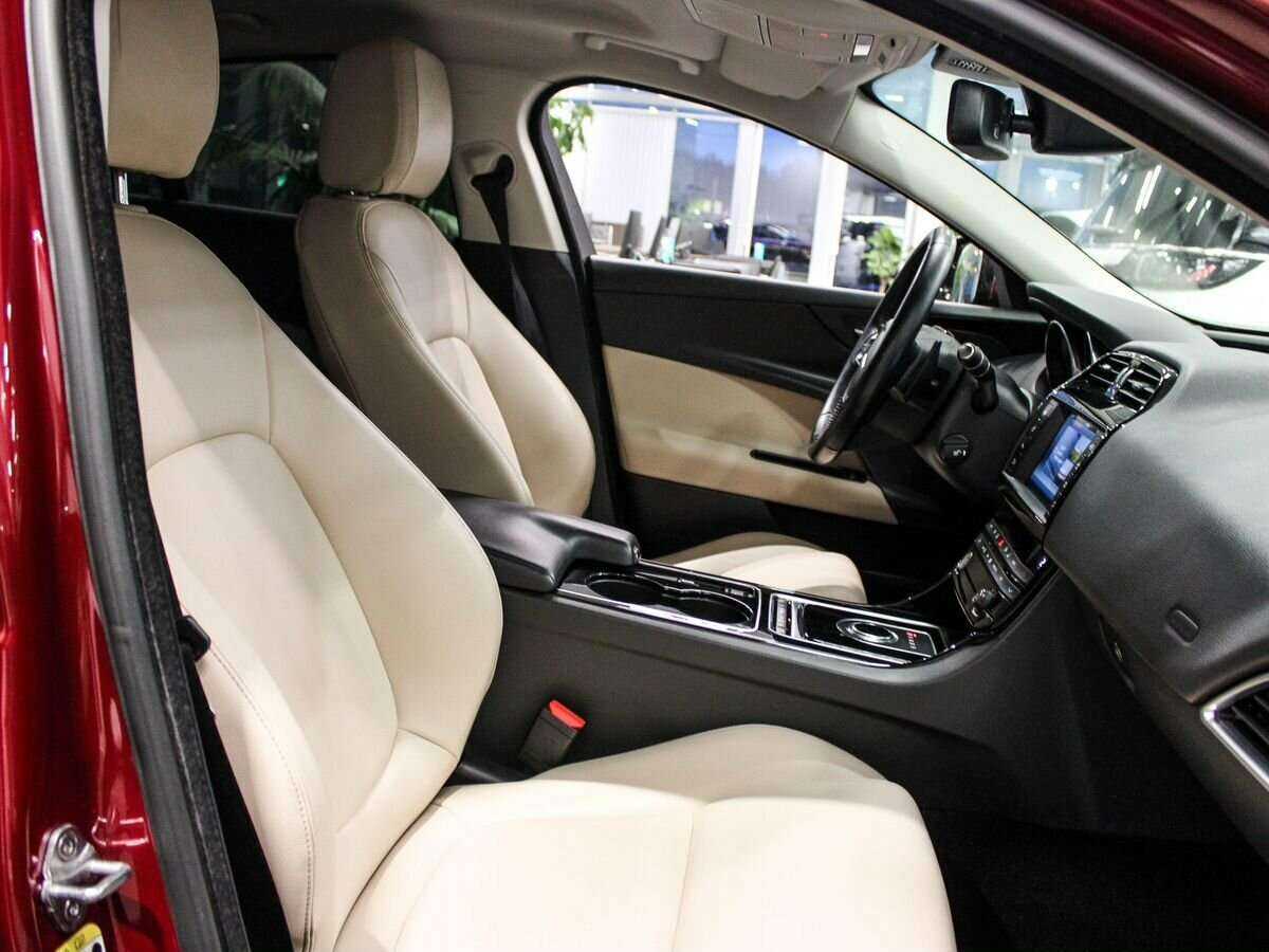 Купить Jaguar XE, 2016, 140 650 км, фото №23