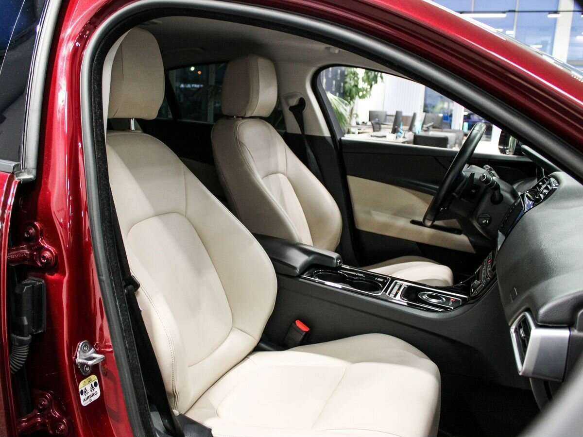 Купить Jaguar XE, 2016, 140 650 км, фото №24