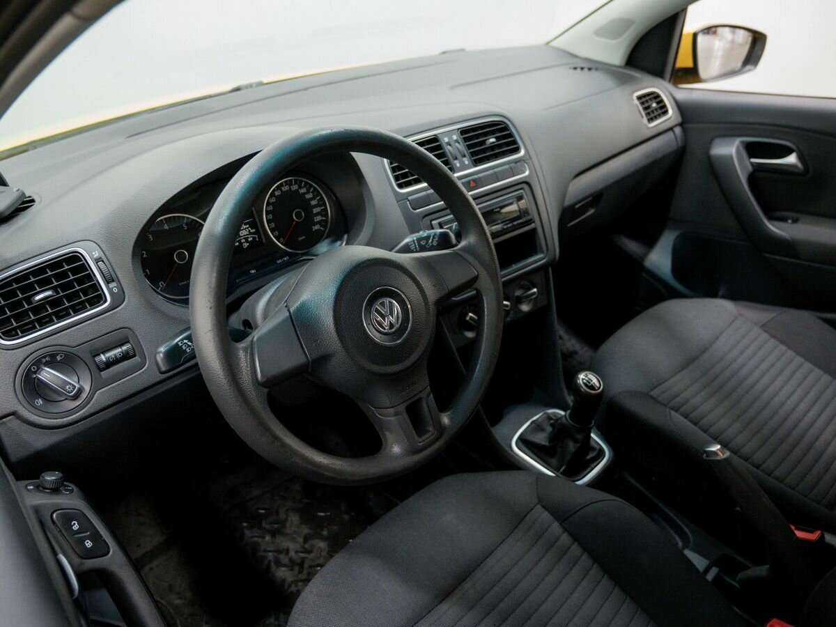 Купить Volkswagen Polo, 2011, 210 781 км, фото №14