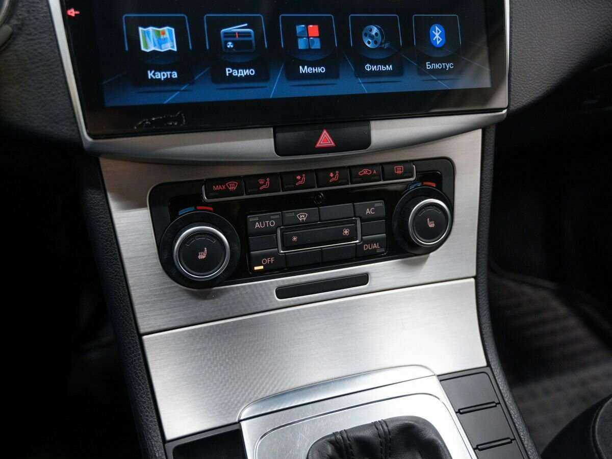 Купить Volkswagen Passat, 2011, 187 879 км, фото №21