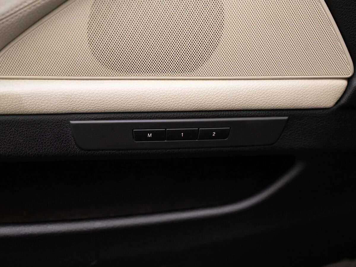 Купить BMW 5 серии 525d, 2011, 260 821 км, фото №16