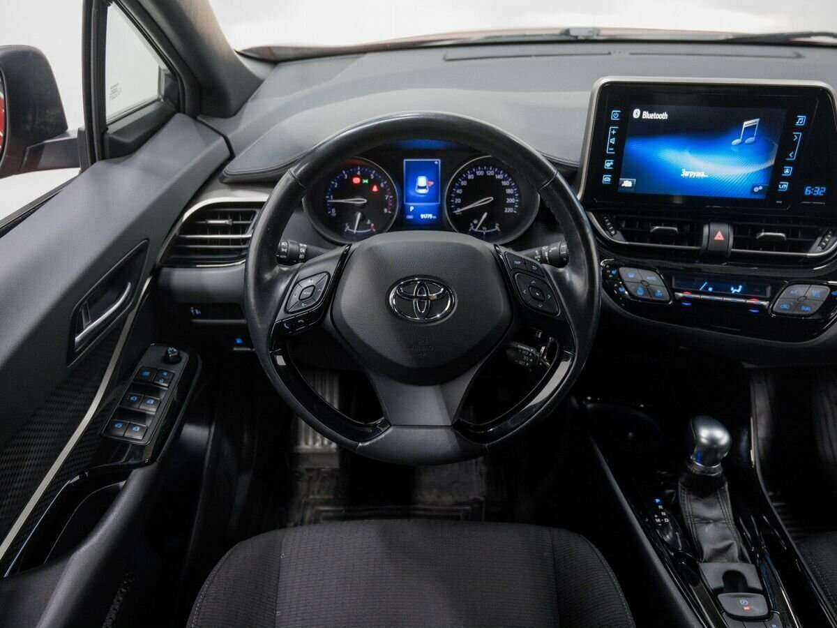 Купить Toyota C-HR, 2018, 91 000 км, фото №9